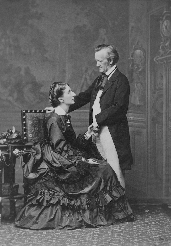 1872